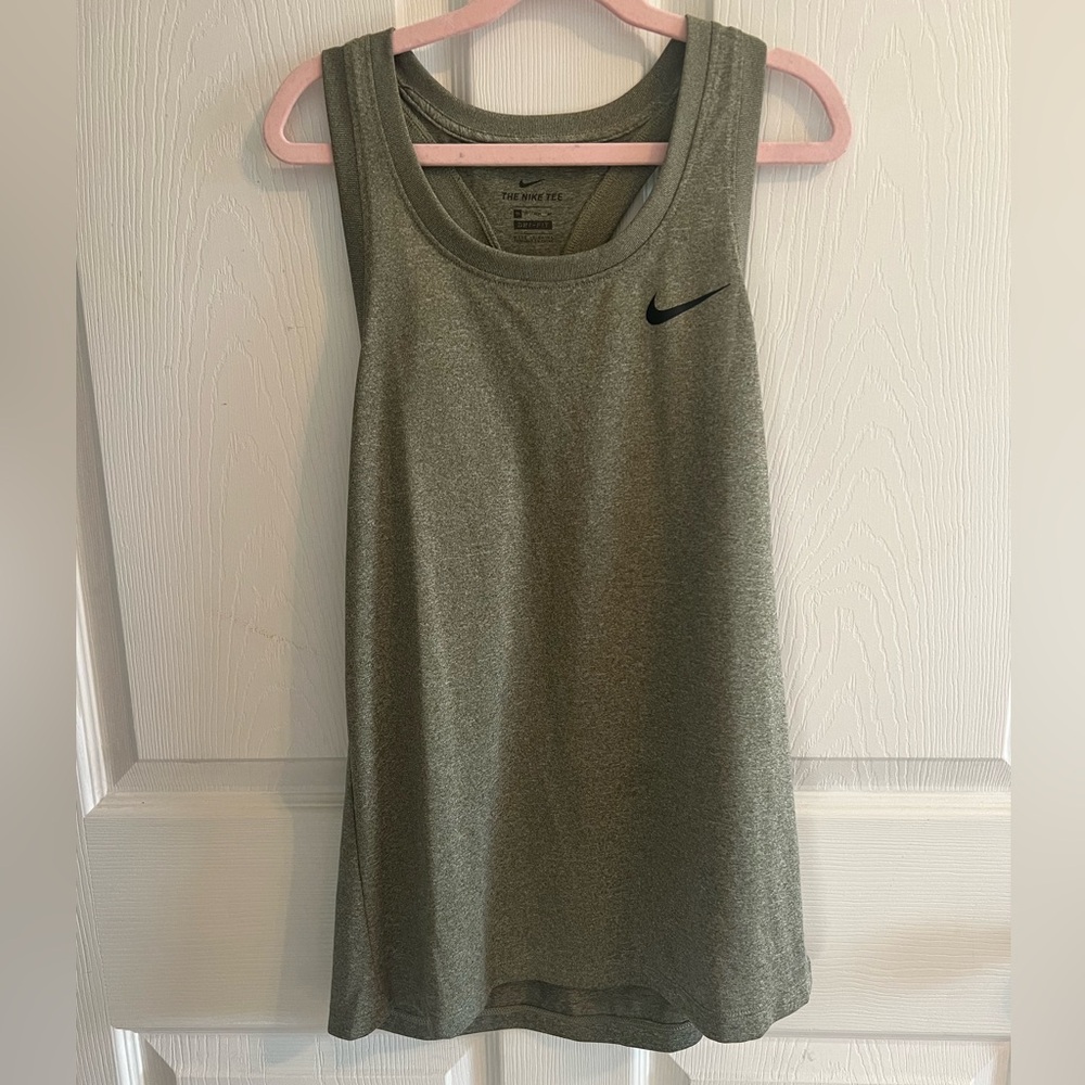Nike tank top